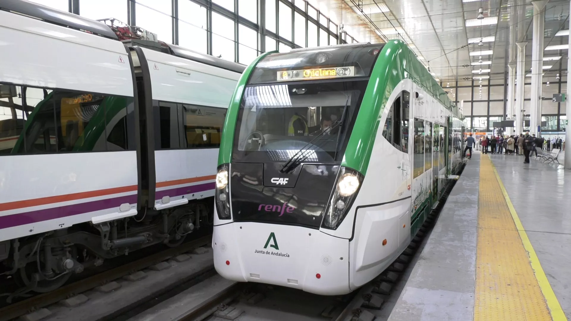 La Agencia de Obra Pública de la Junta ha licitado tres nuevos trenes para el Tranvía de la Bahía de Cádiz