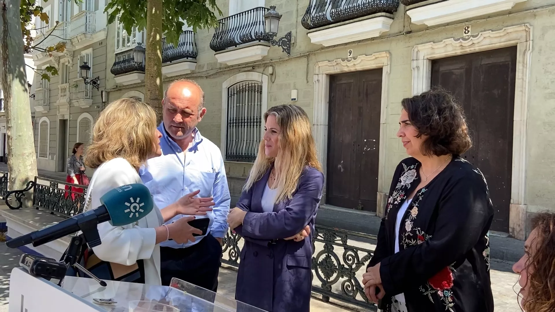 Juan José Ortiz junto a Ana Mestre