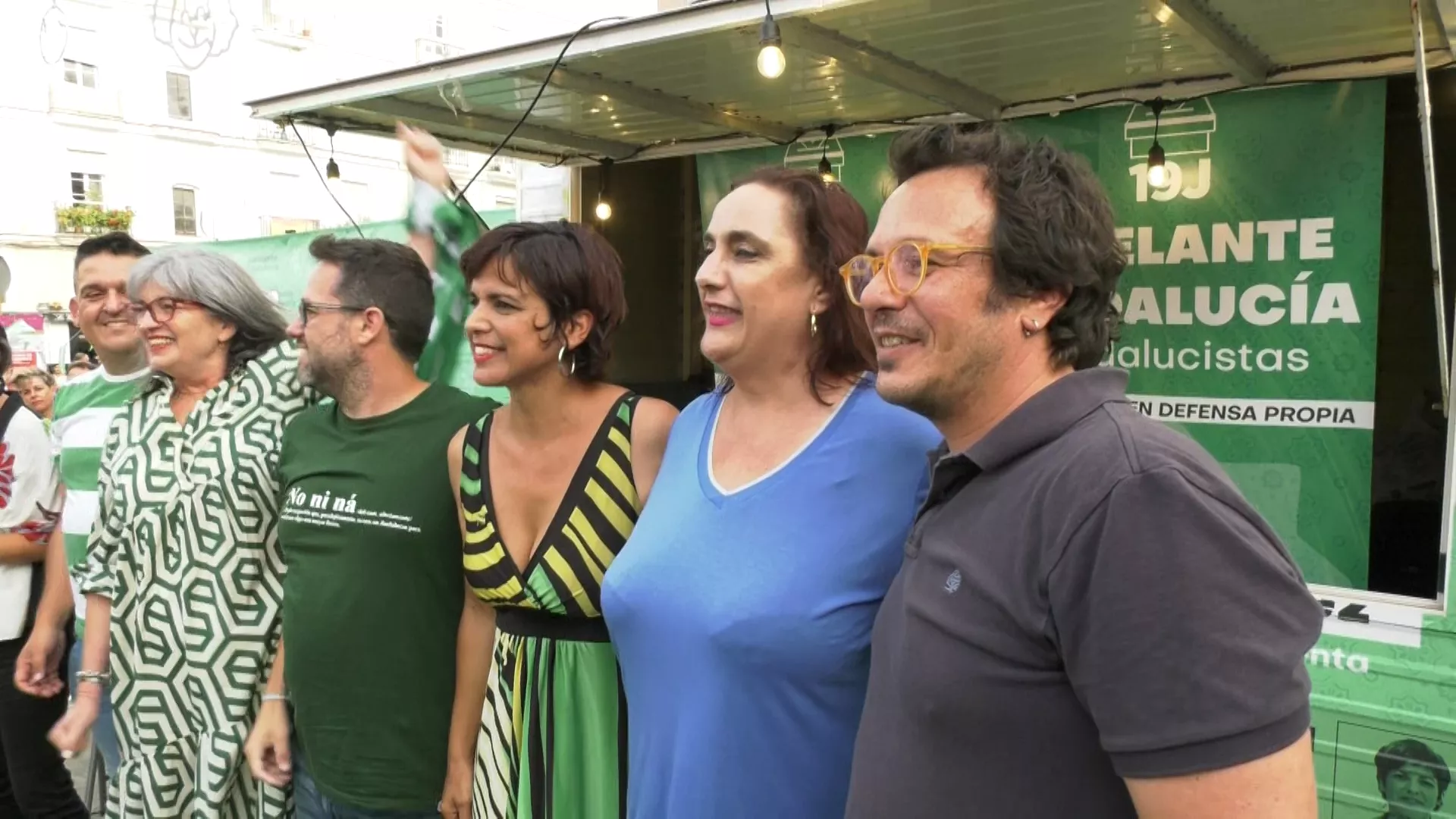 Participantes en el mitin electoral de Adelante Andalucía