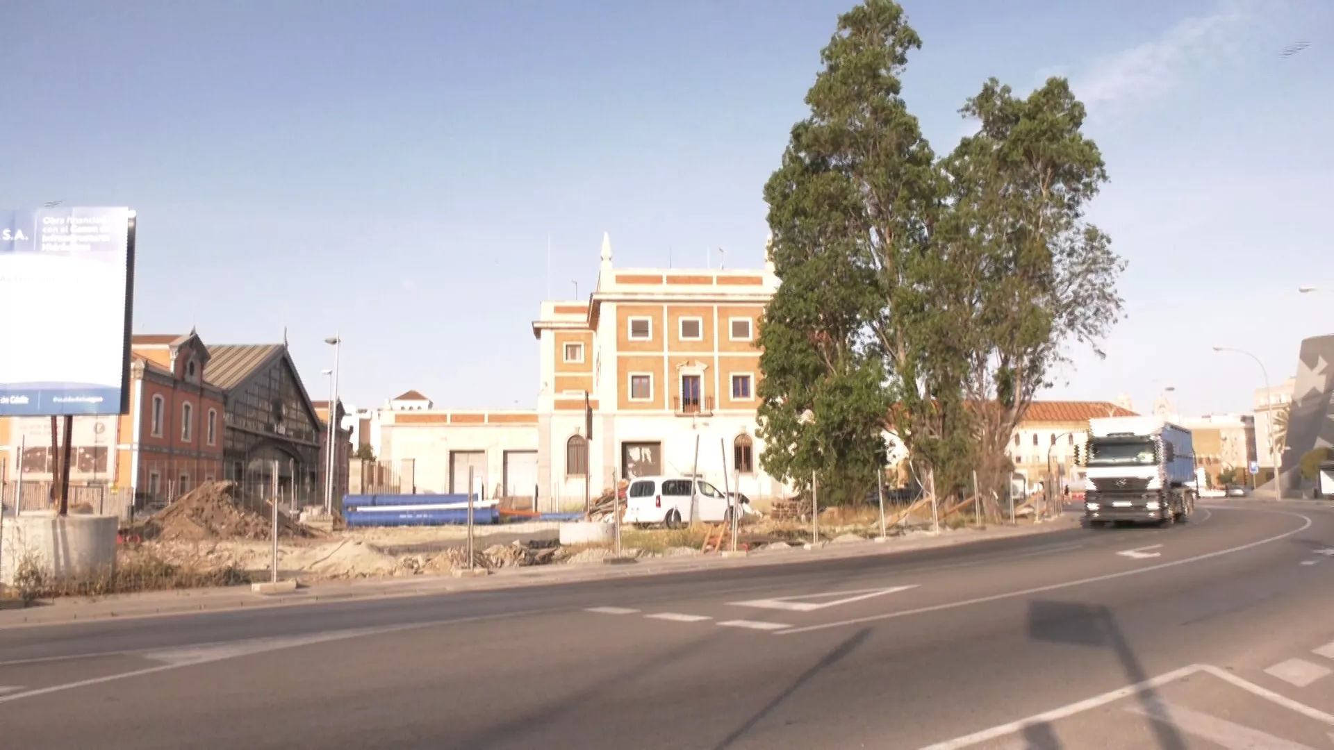 ADIF adjudica un nuevo aparcamiento en superficie en la estación de trenes de Cádiz