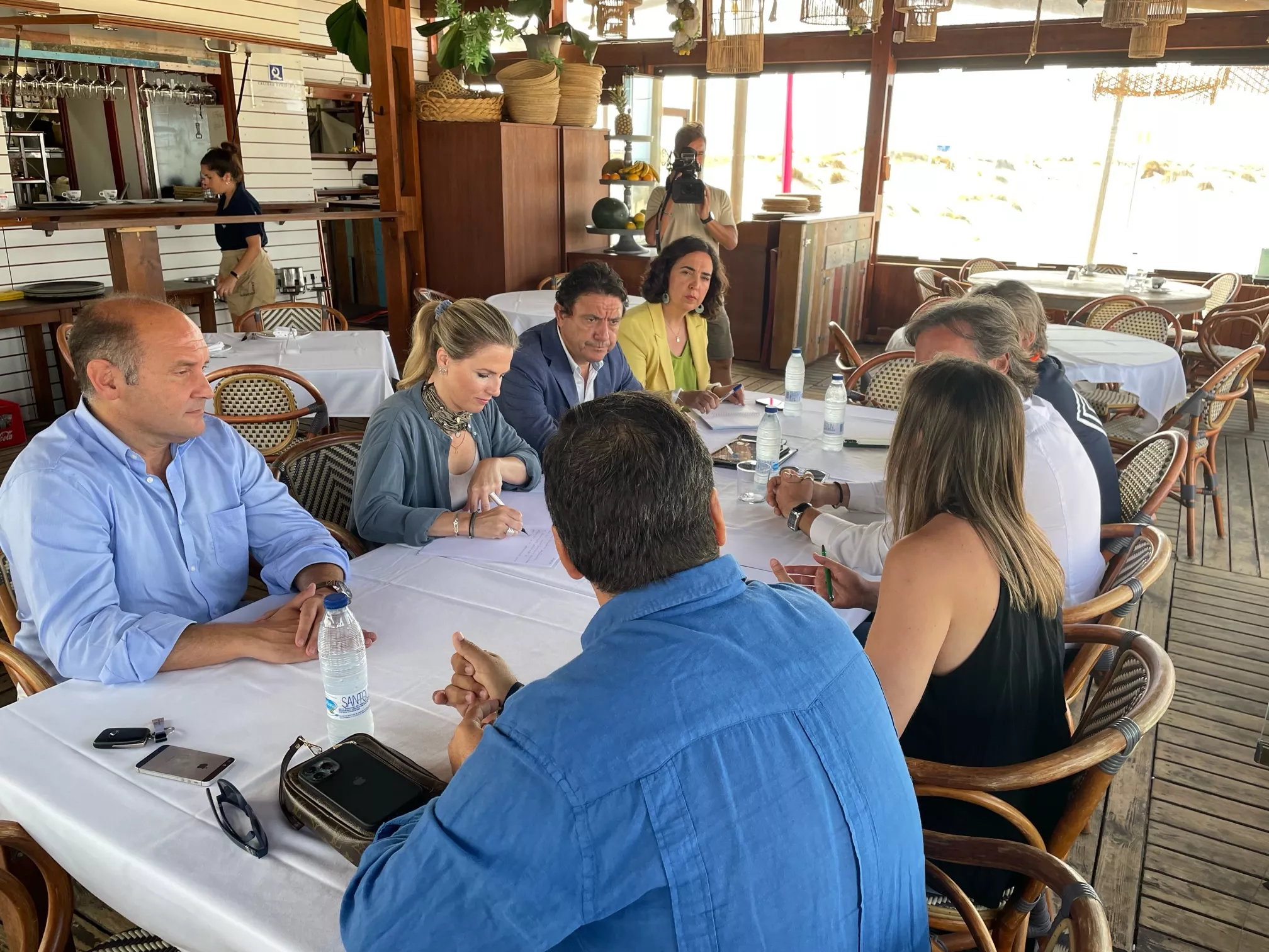 Ana Mestre con la Asociación de Empresarios de la Costa de Cádiz