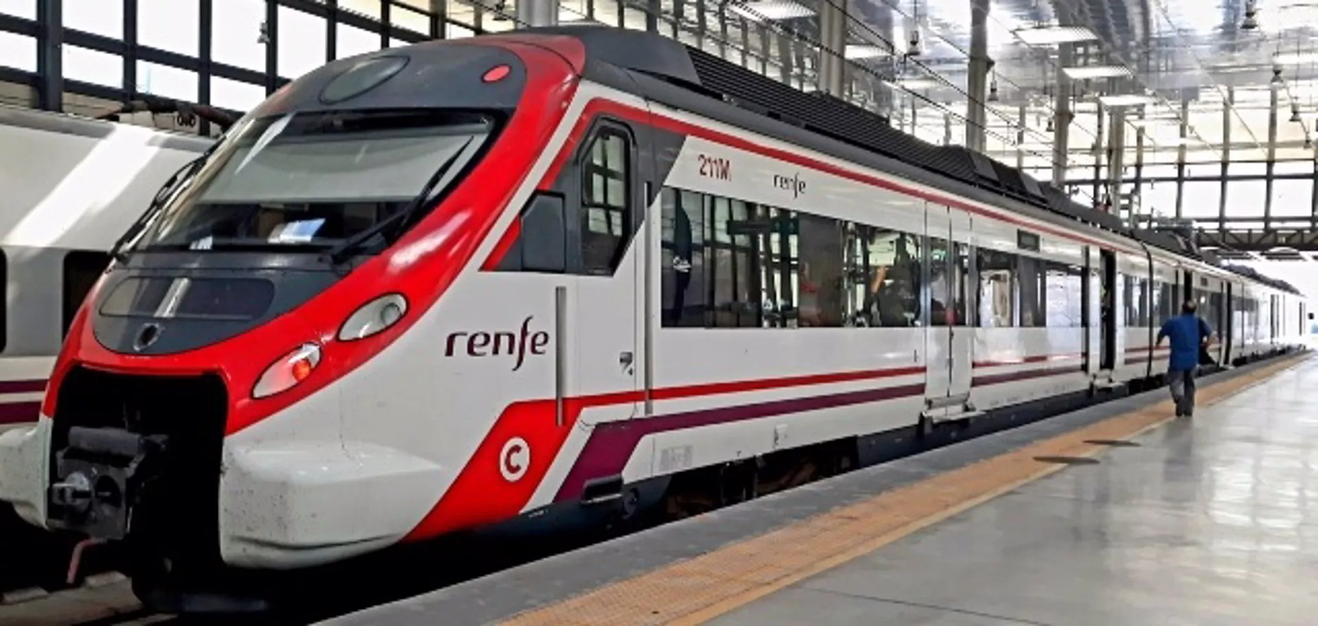 Renfe triplica la oferta de plazas en el Núcleo de Cercanías de Cádiz este fin de semana de Carnaval.