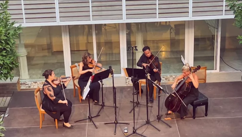 El trío musical OMsemble ofrecerá obras de Menotti, Poulenc y Arutiunan dentro del ciclo 'Las Noches Clásicas'.