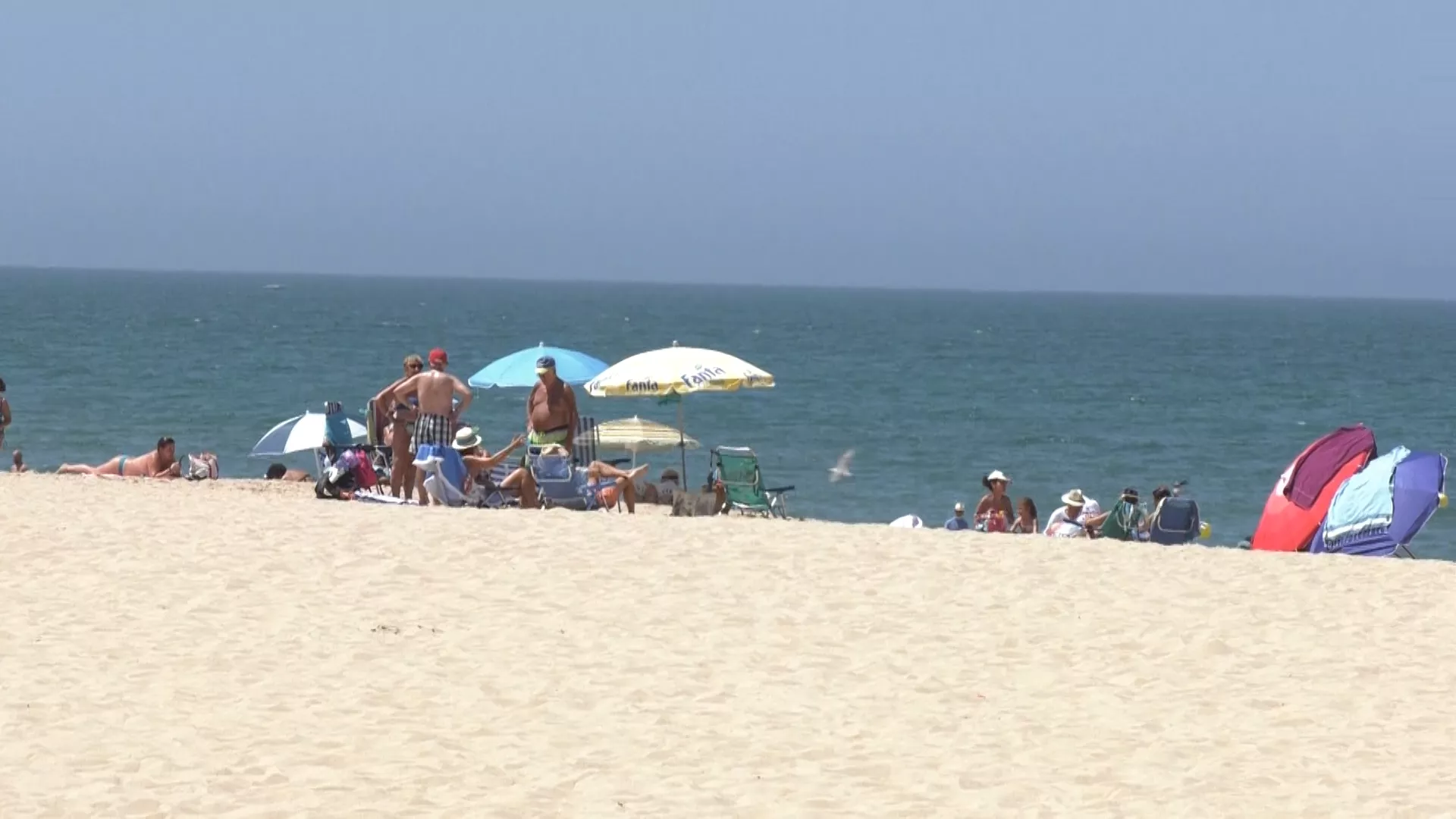 Comienza la temporada alta en las playas de Cádiz