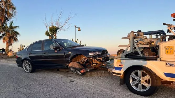 Detenido en Cádiz un conductor por duplicar la tasa de alcoholemia tras un accidente