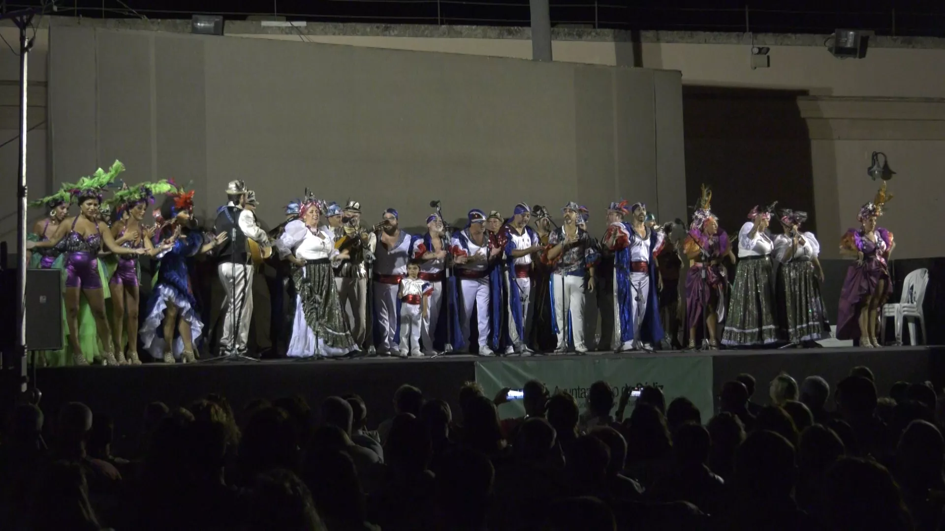El Baluarte de La Candelaria acoge la Gala de Carnaval de la Asociación de Reyes Magos