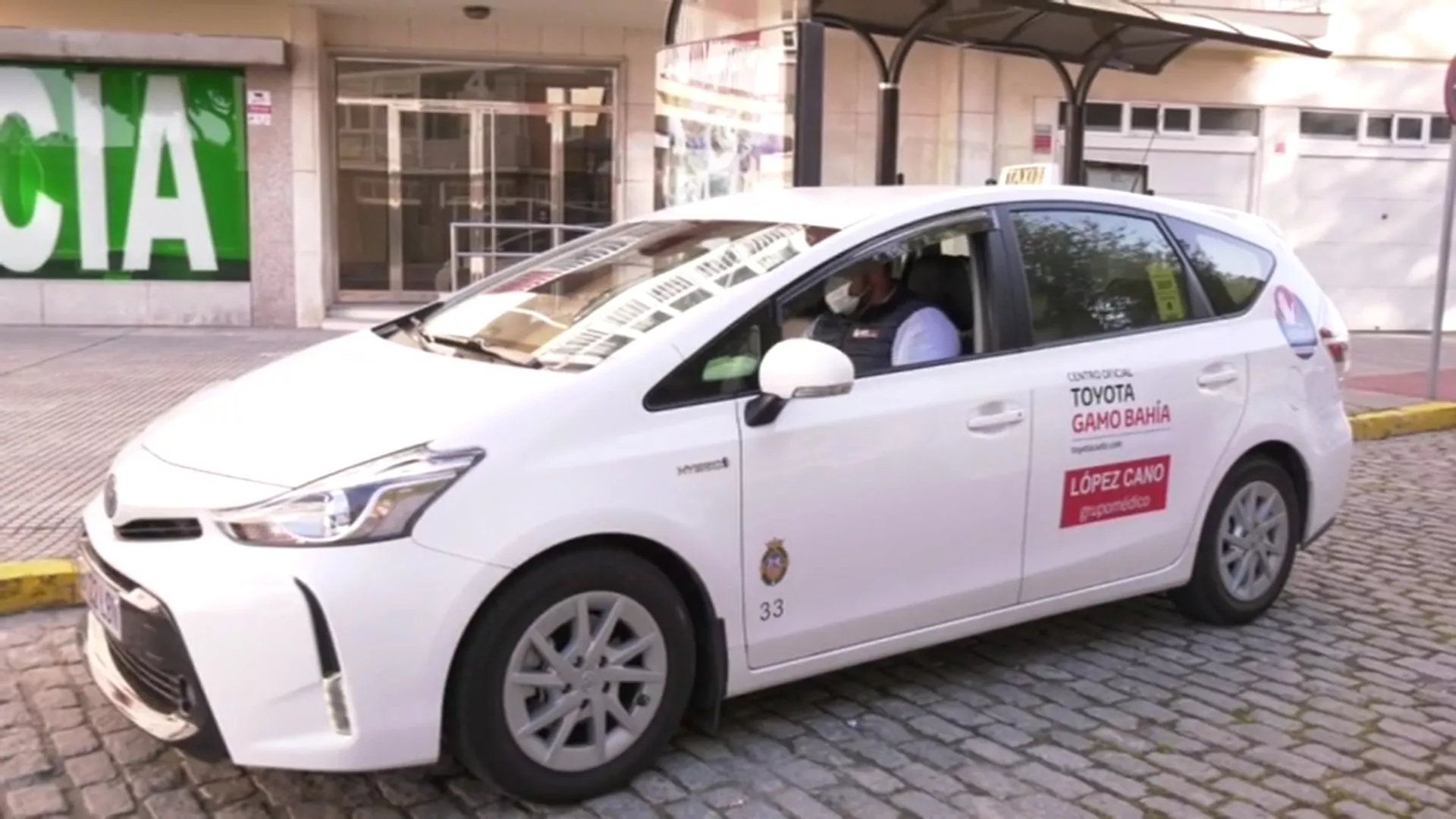 Los taxistas andaluces a favor de mantener la obligatoriedad de las mascarillas 