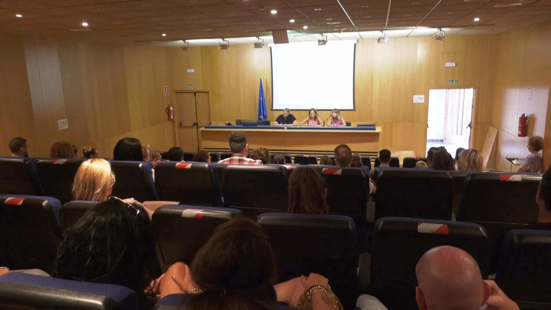 La clausura de los cursos de formación se ha celebrado en el salón del actos del IFEF