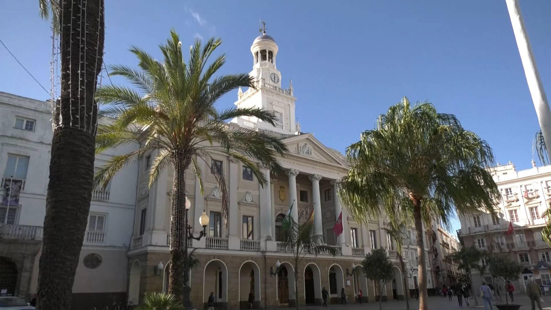 El Ayuntamiento solicita reunión con la nueva delegada de Educación