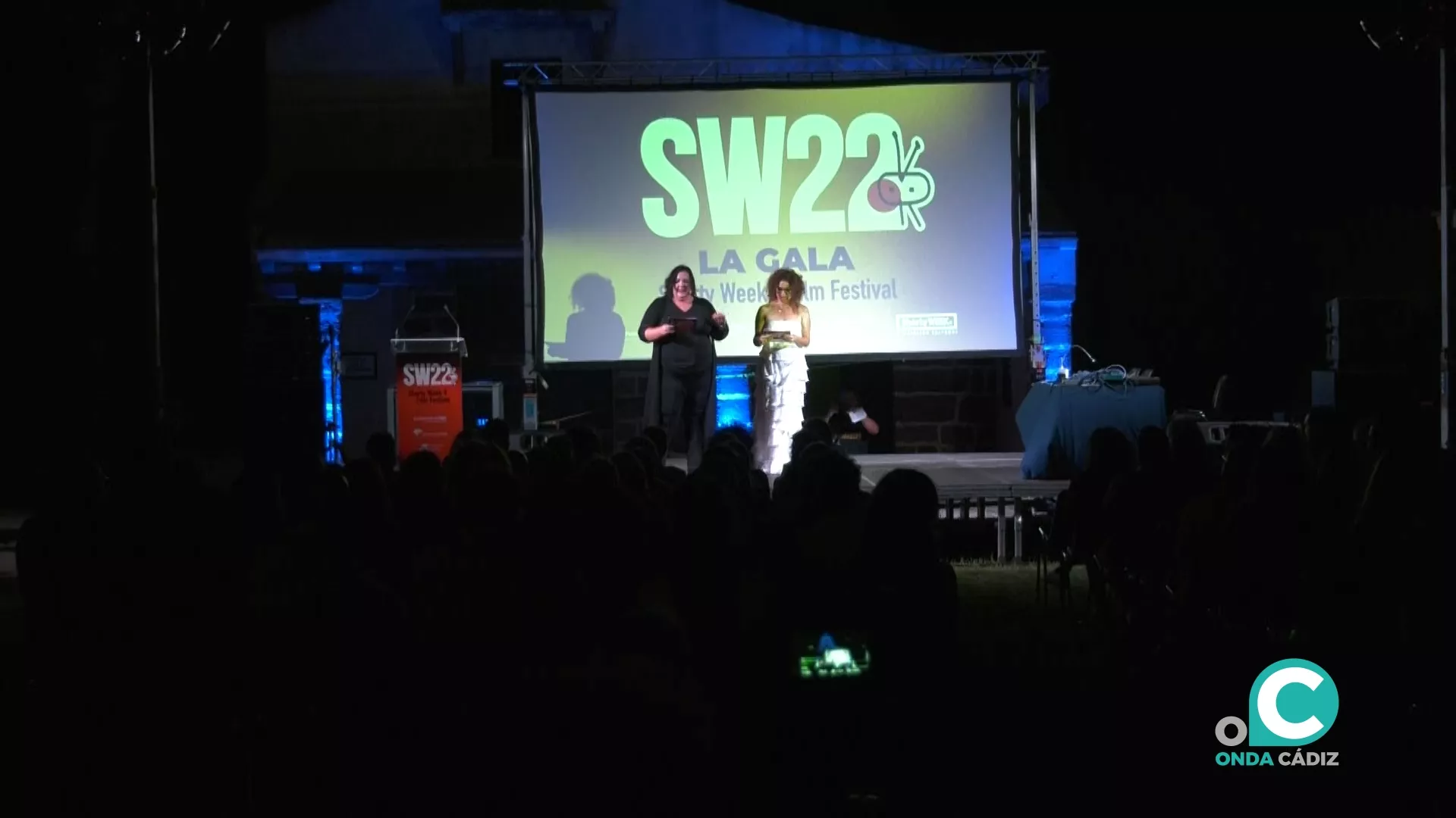 Las actrices Sonia Serrano y Ana Peregrina presentaron la gala en el Castillo de Santa Catalina