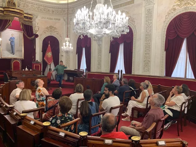 Visita guiada por el Ayuntamiento de Cádiz