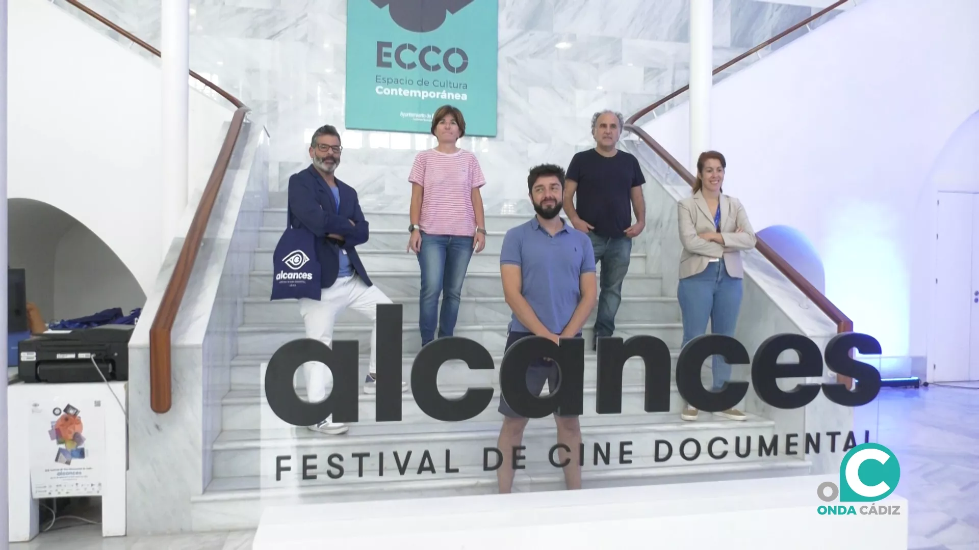 Foto de familia de los componentes del jurado oficial de Alcances 2022 en el ECCO