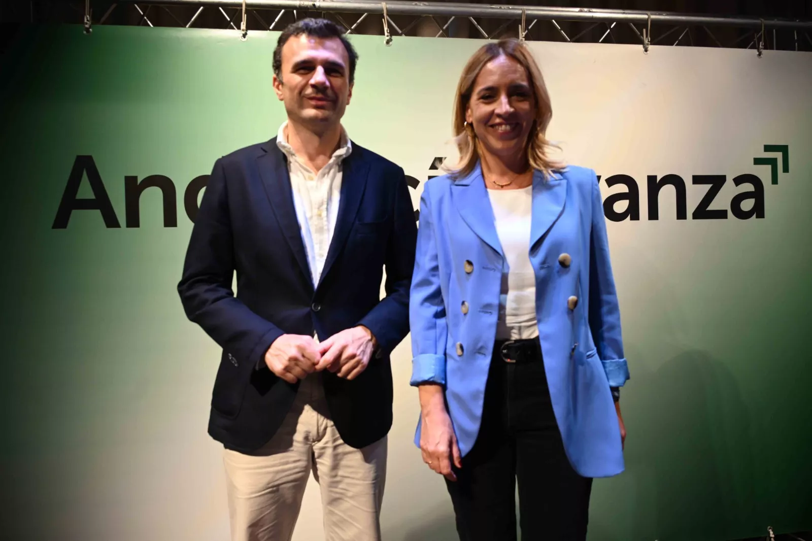 Almudena Martínez del Junco junto al presidente del PP provincial, Bruno García 