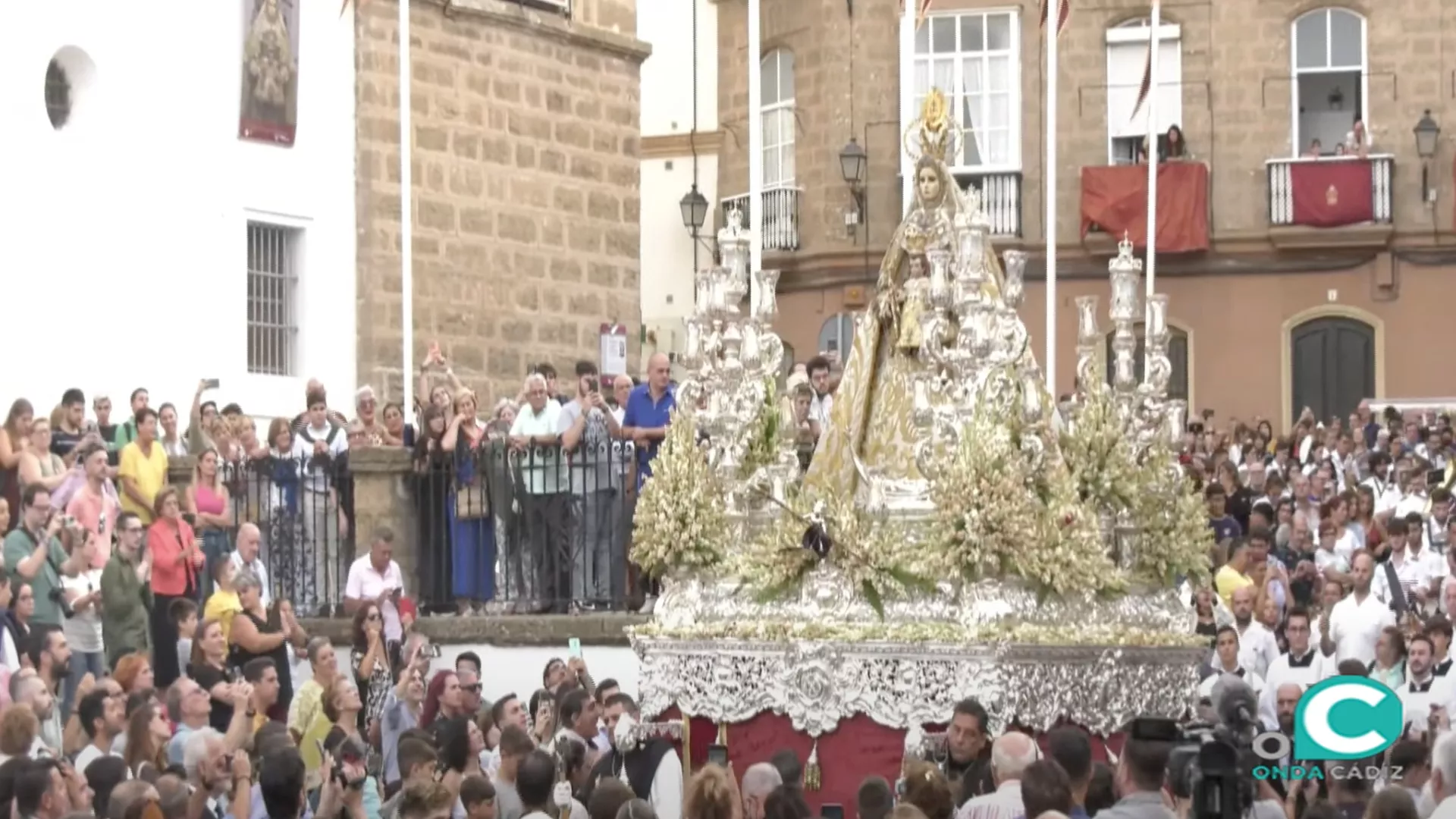 Onda Cádiz ha ofrecido en directo el desfile procesional