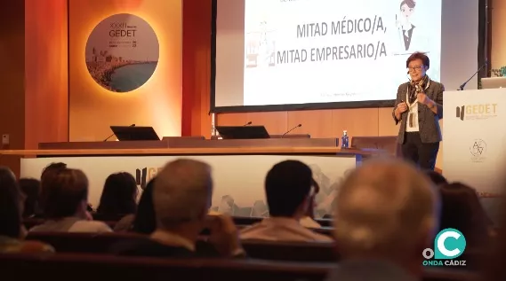 Más de 40 stands de laboratorios médicos están instalados en el Palacio de Congresos Más de 40 stands de laboratorios médicos están instalados en el Palacio de Congresos