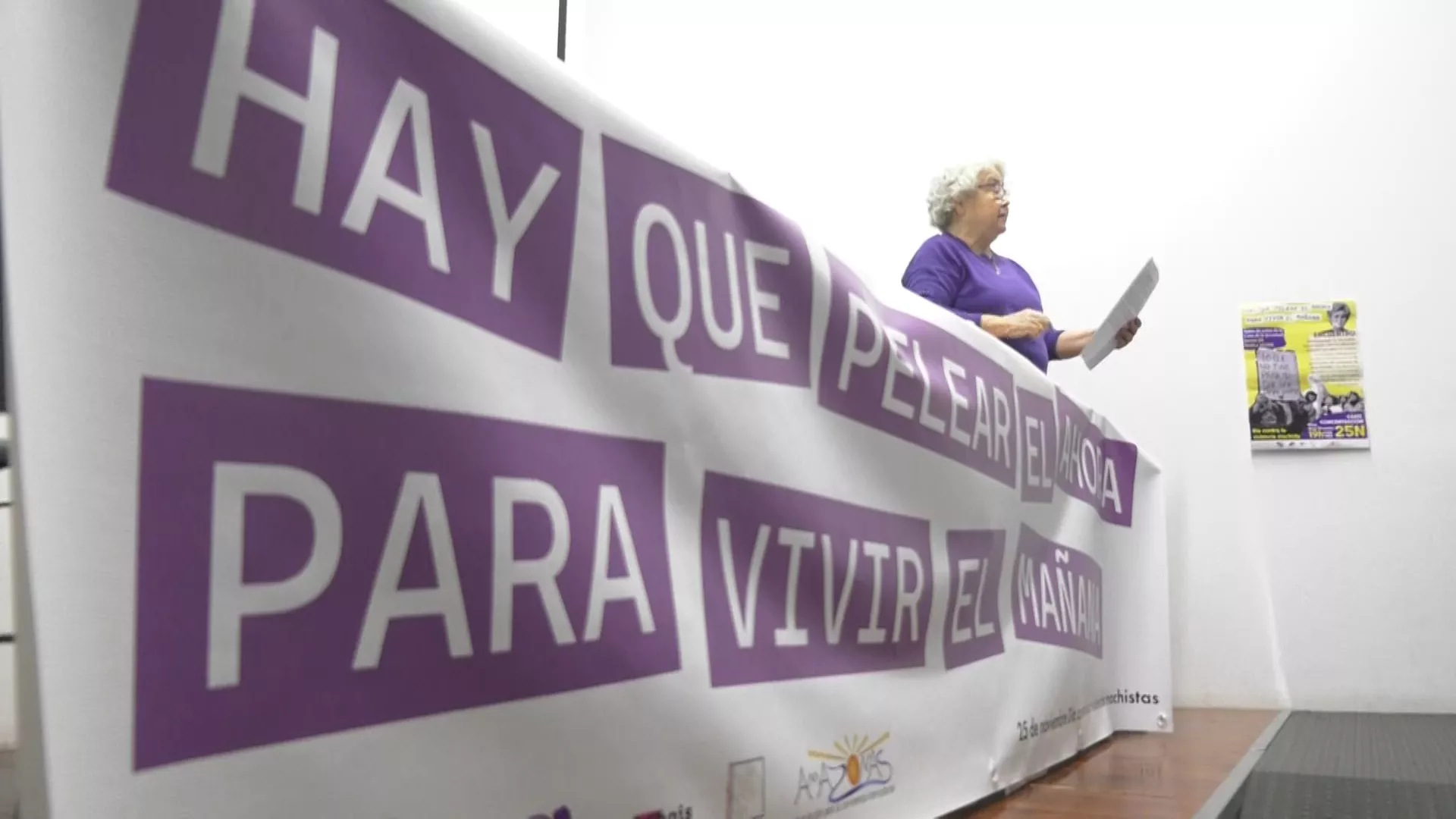 La Comisión 8M de Cádiz celebraba encuentro este jueves en la Casa de la Juventud entorno al lema "Destapando lo Invisible"