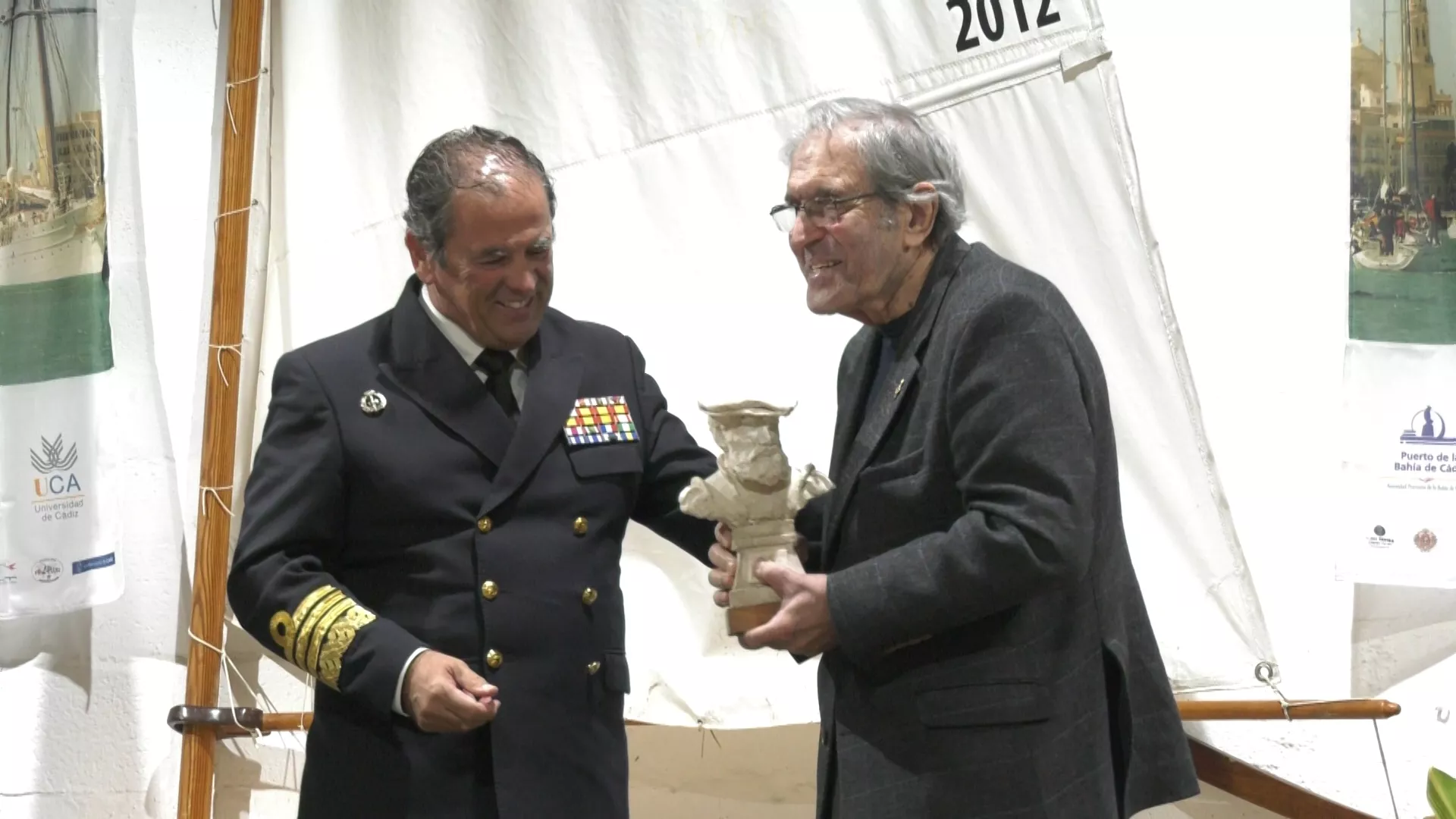 Cádiz con Elcano reconoce la trayectoria del navegante británico Jimmy Cornell