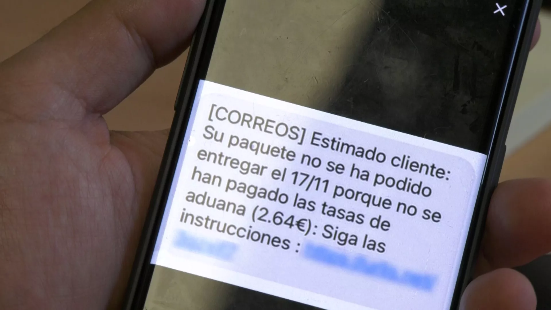 Los sms es uno de los métodos utilizados para copiar tarjetas bancarias.