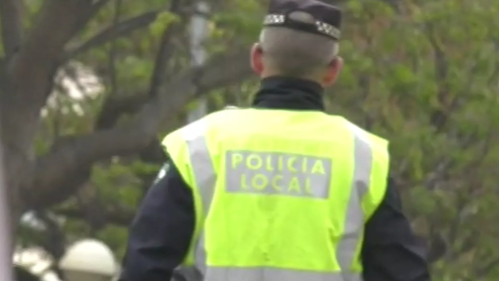 Agentes de la Policía Local y Protección Civil salvan la vida de un hombre con una parada cardiorrespiratoria