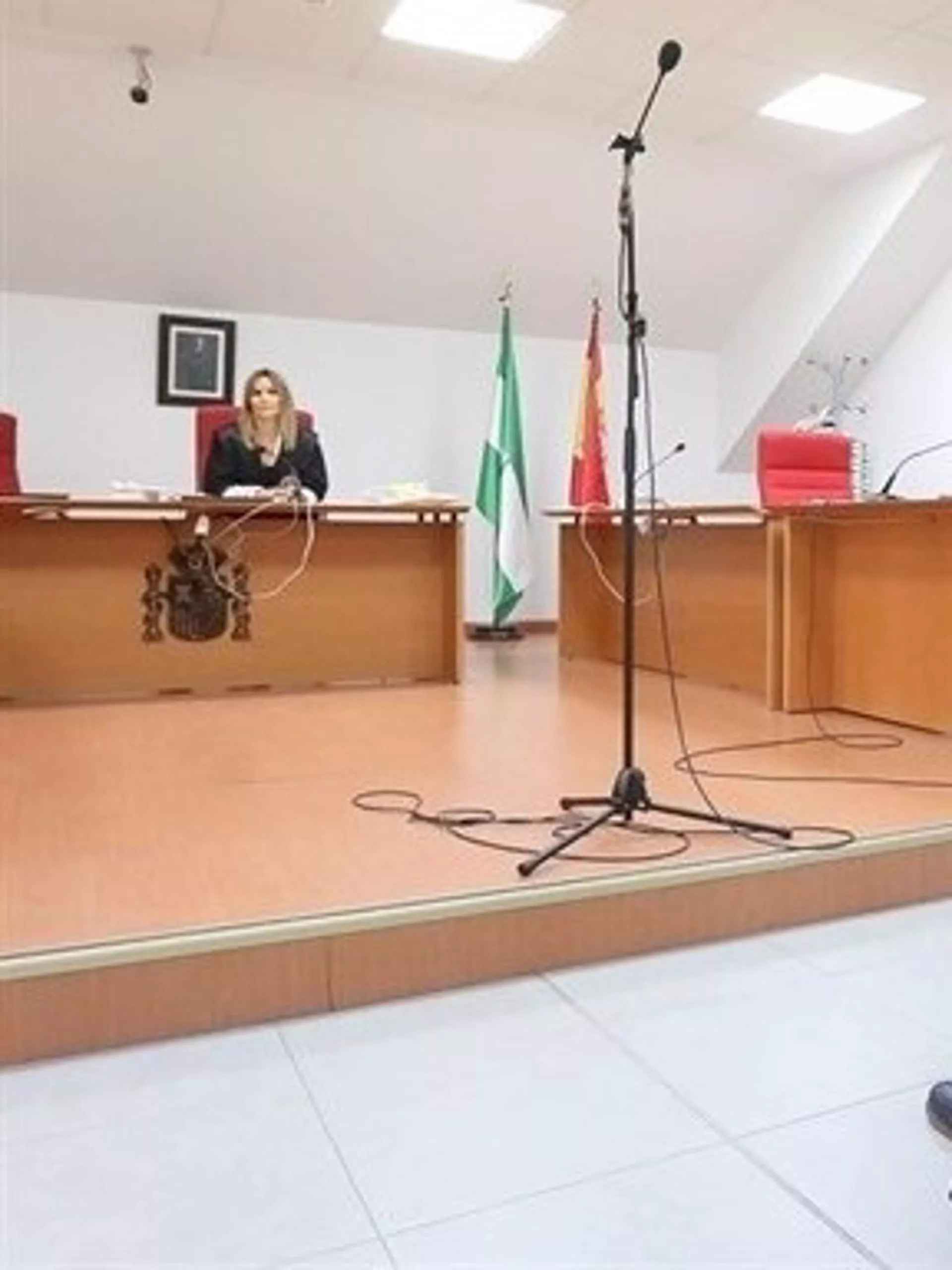 Interior de una de las salas de vista de los Juzgados del Estadio en Cádiz