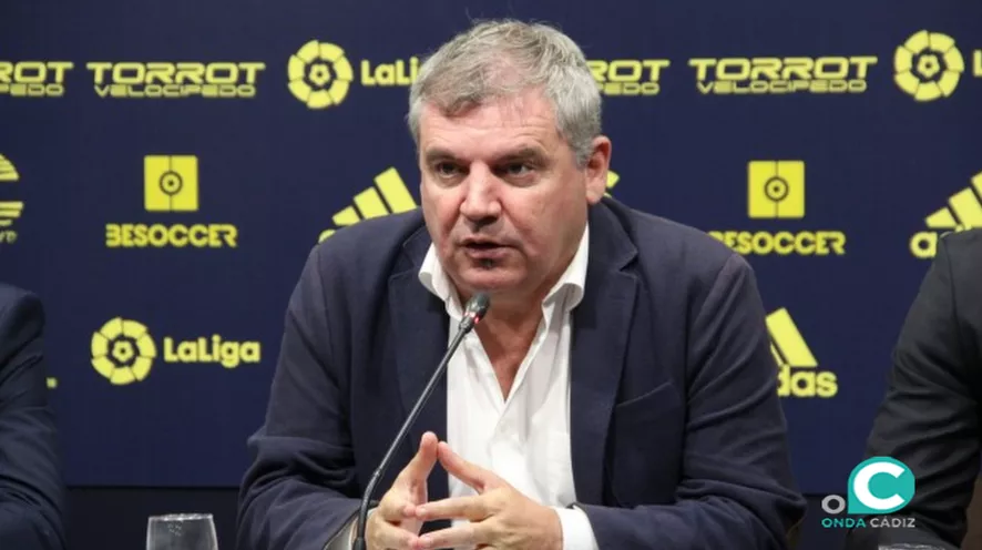 Manuel Vizcaíno, Presidente del Cádiz CF, en una comparecencia de prensa