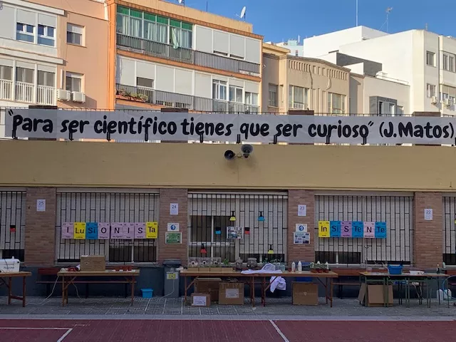 Patio del colegio Amor de Dios