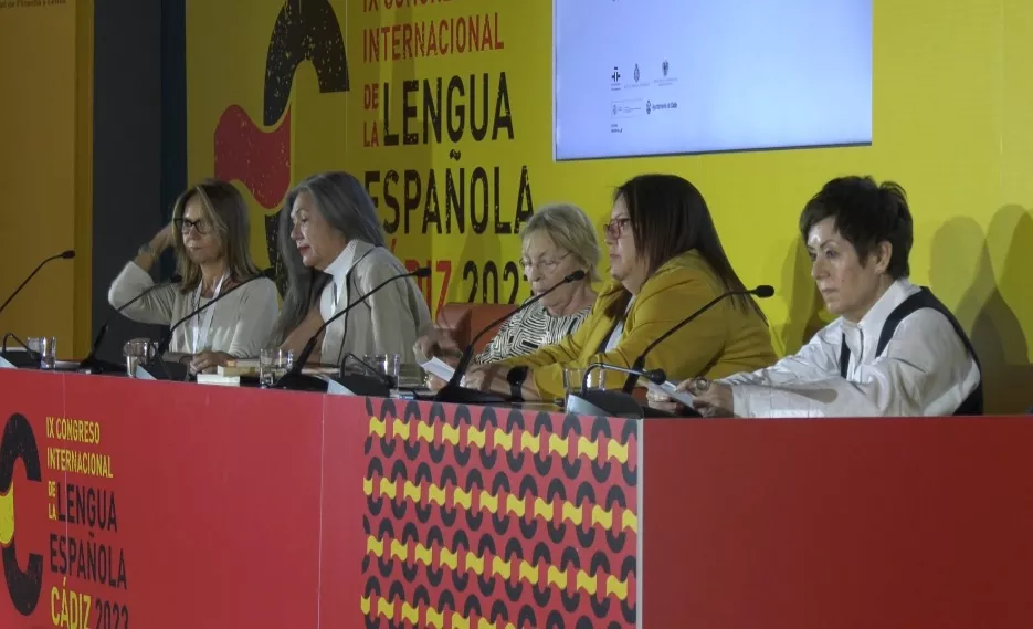 El 'spanglish' en América en el debate del Congreso de la Lengua.