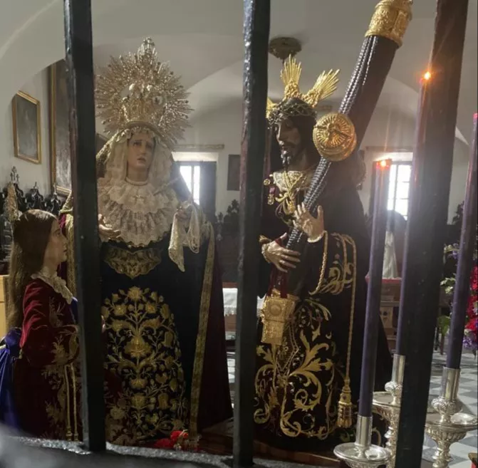 Desde la iglesia conventual de Santa María, a las 19.40 horas saldrá el Nazareno de Santa María. 