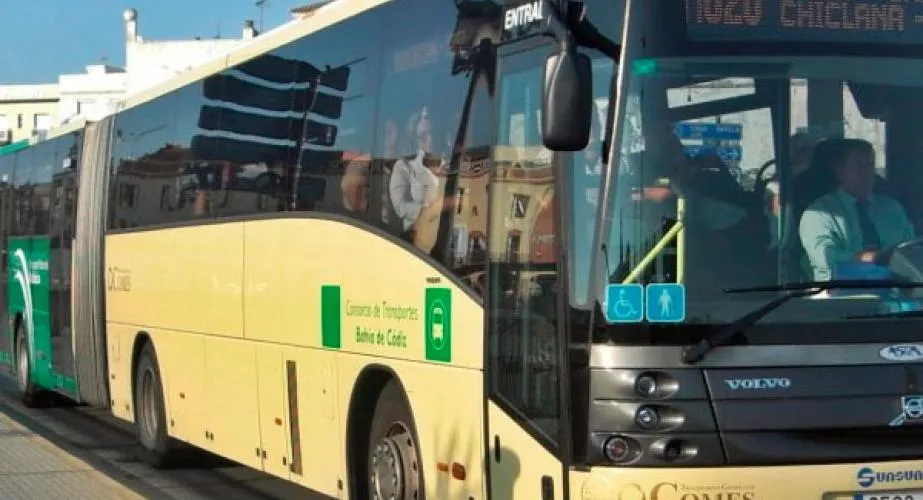 Autobús metropolitano 