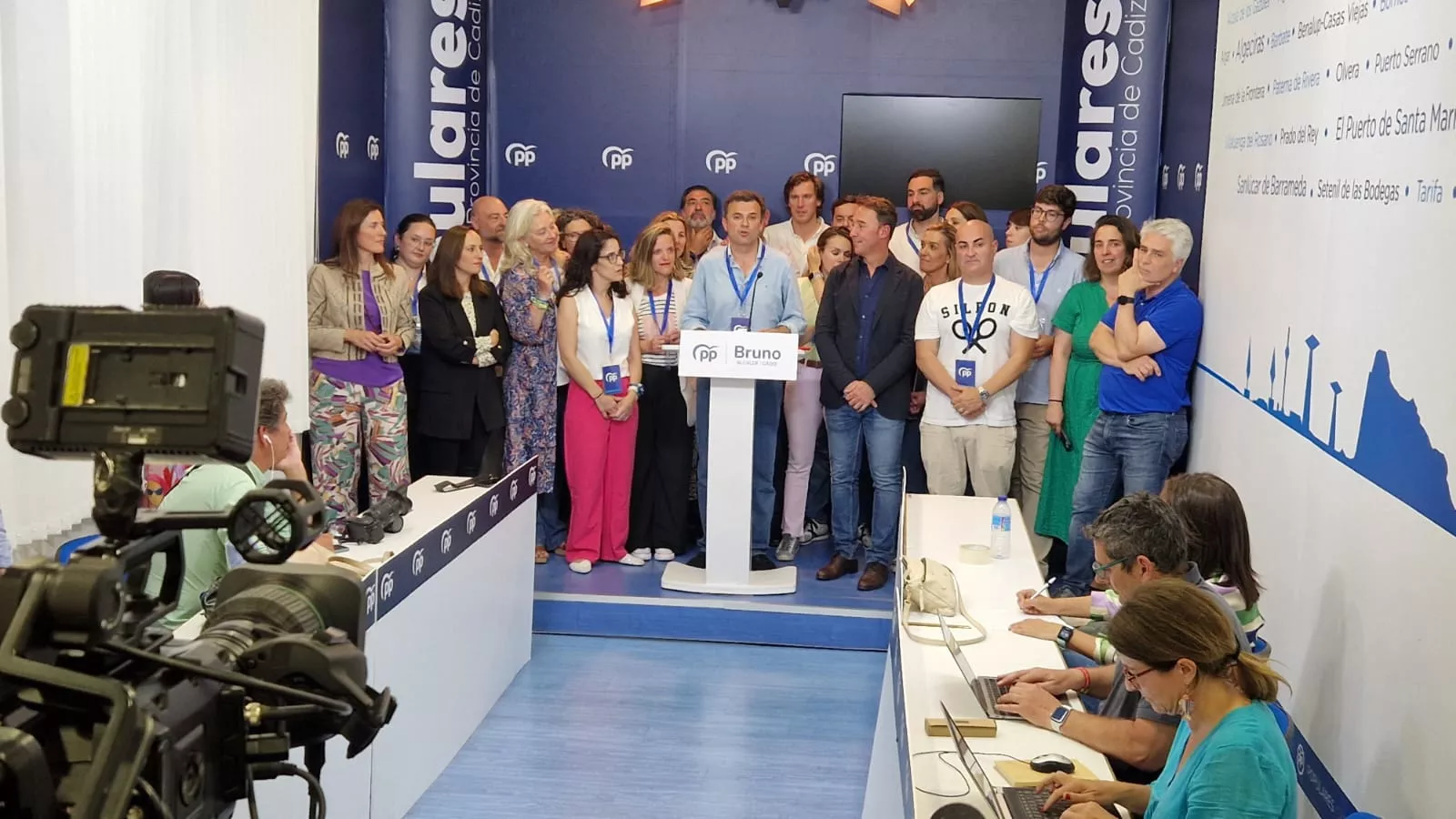 Bruno García comparece en la sede del PP tras el 100% del escrutinio