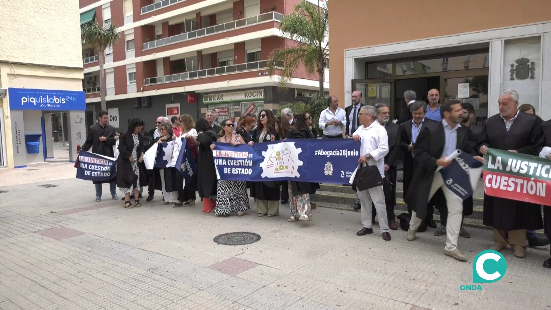 Protesta ante los juzgados de San José