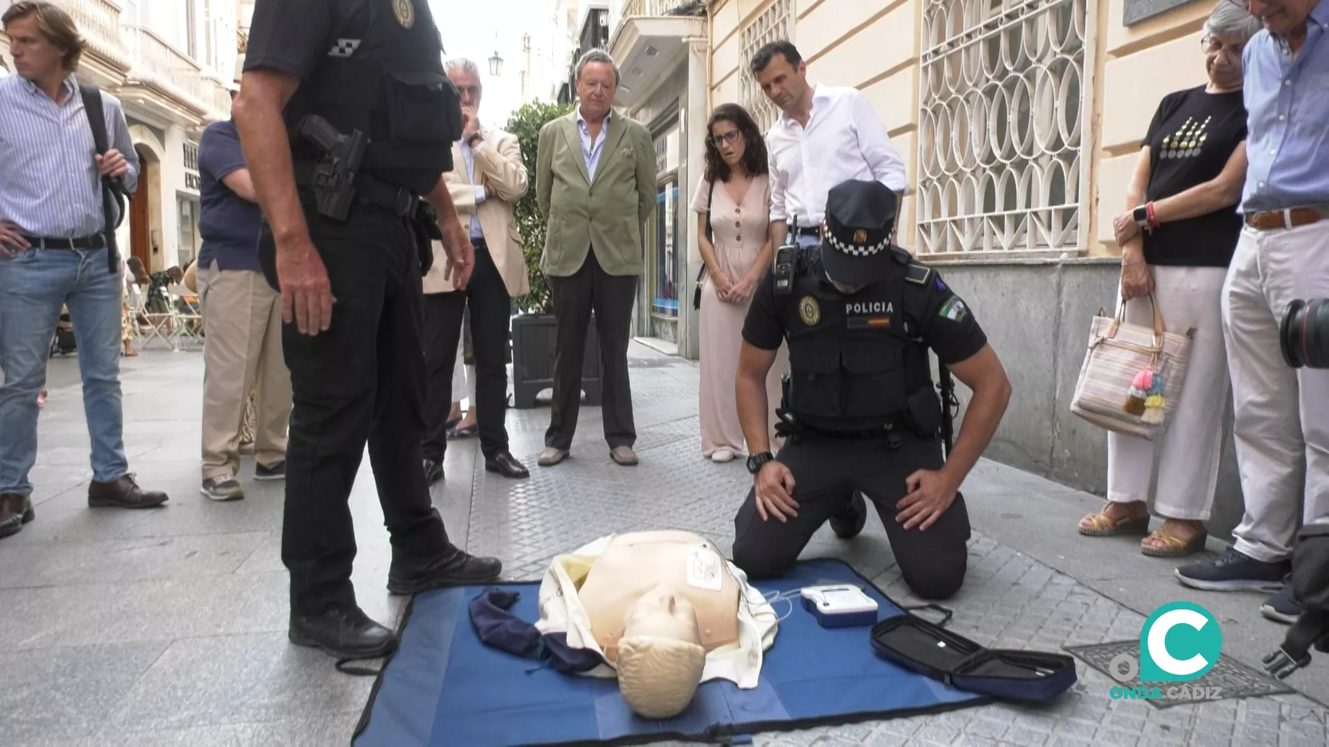 Imagen del simulacro realizado por la Policía Local en la calle Ancha 