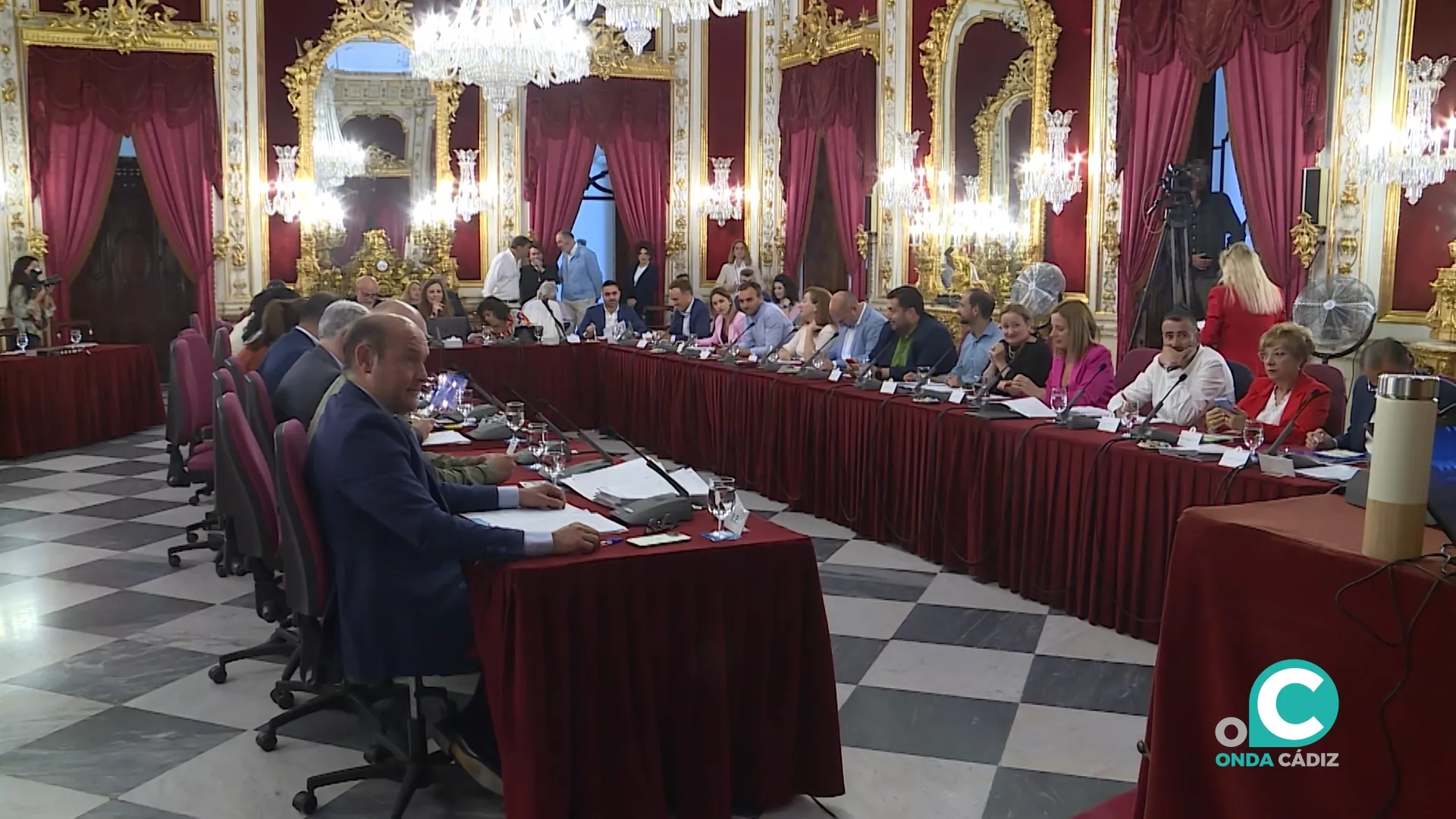 Pleno de la Diputación de Cádiz