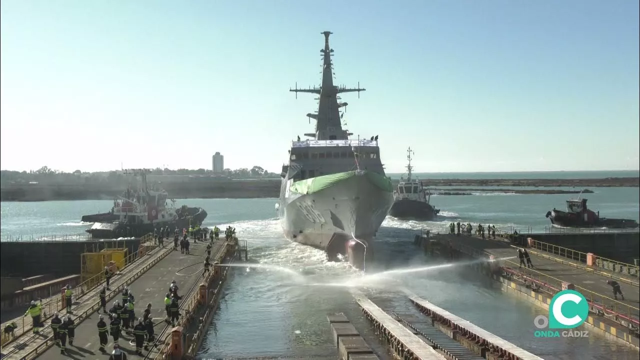 Imagen de una de las últimas botaduras realizadas en el astillero de Navantia San Fernando