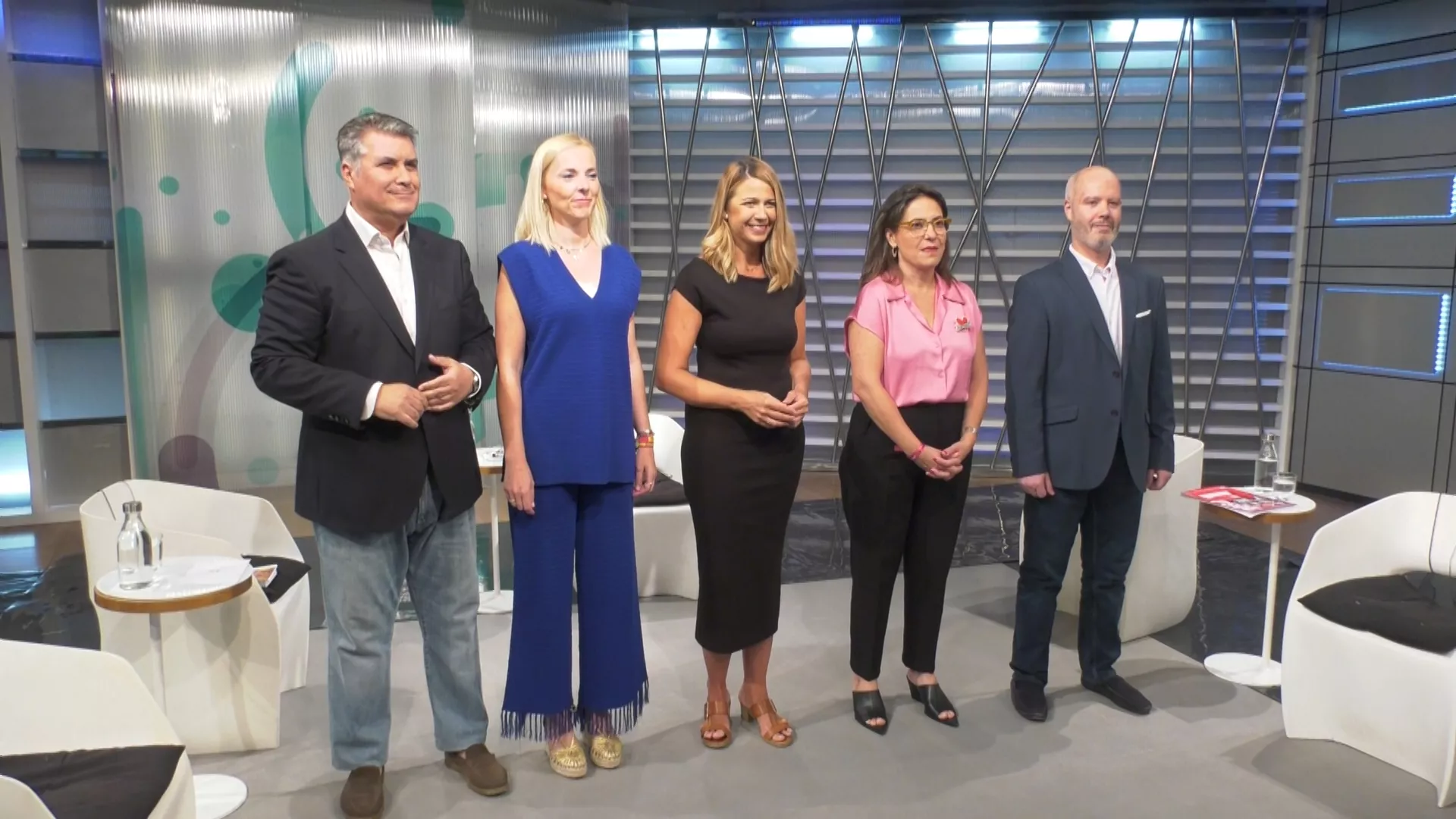 Los participantes en el debate de la radiotelevisión municipal 