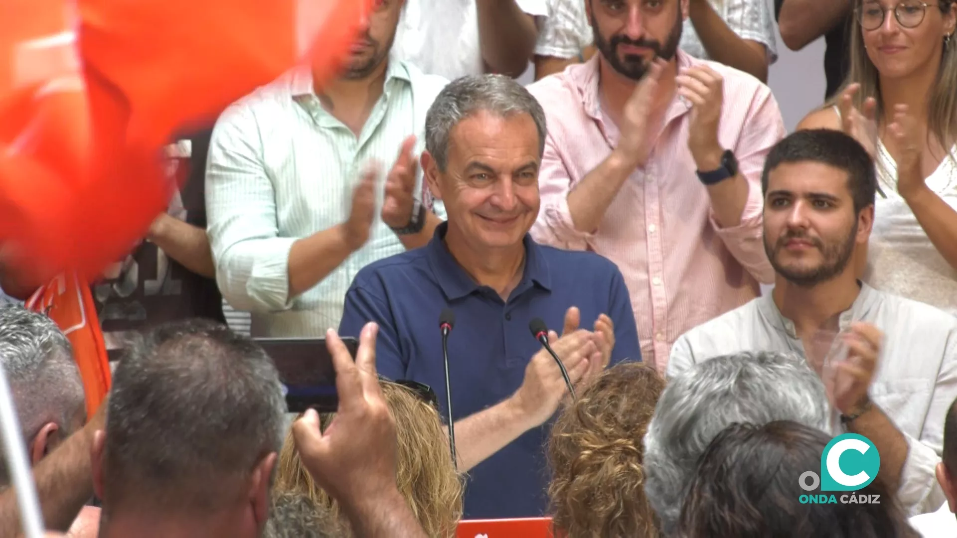 Zapatero durante el mitin de cierre de campaña en Cádiz.