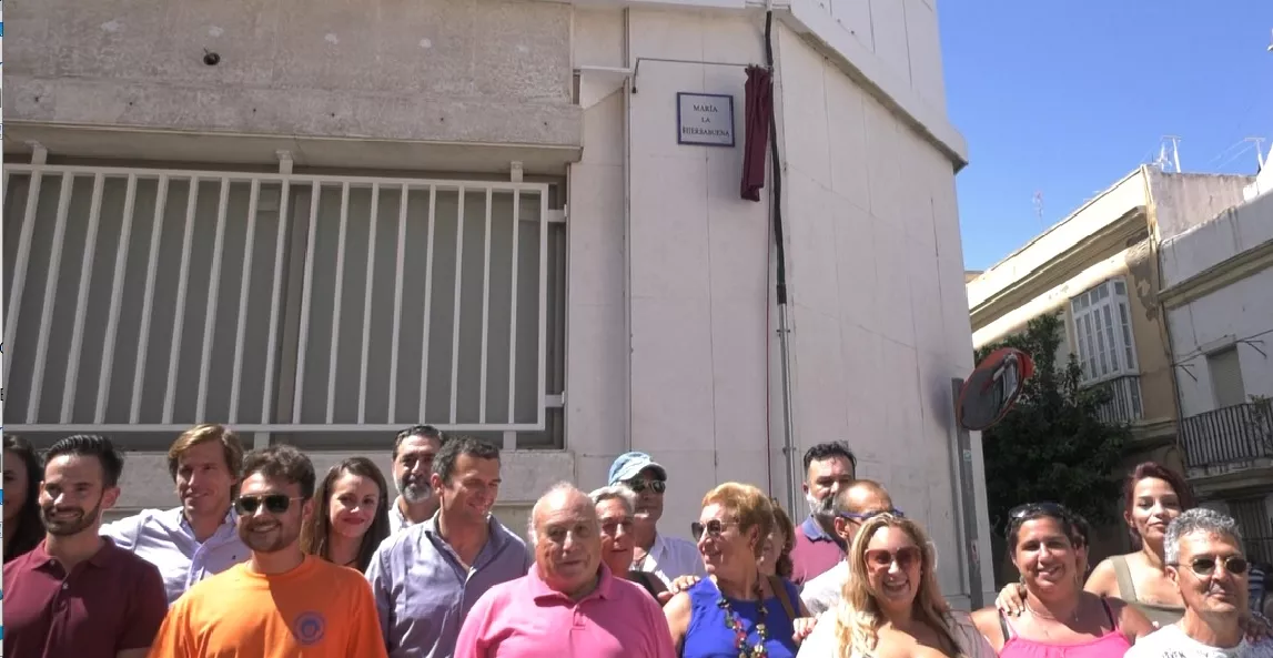 María la Hierbabuena se hizo conocida en el Carnaval por su grito animando a las agrupaciones