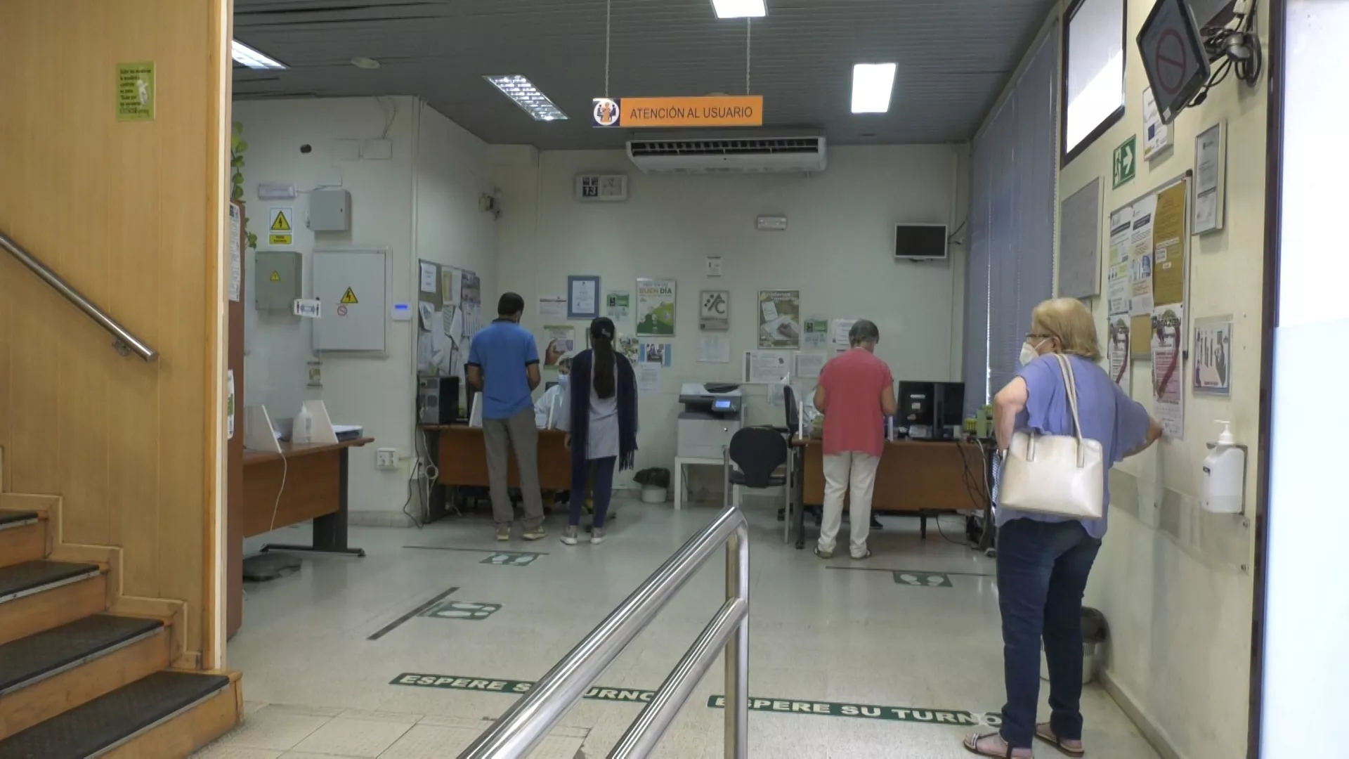 Los centros de salud de Cádiz aprueban en medicina familiar y pediatría pero suspenden en urgencias durante el verano