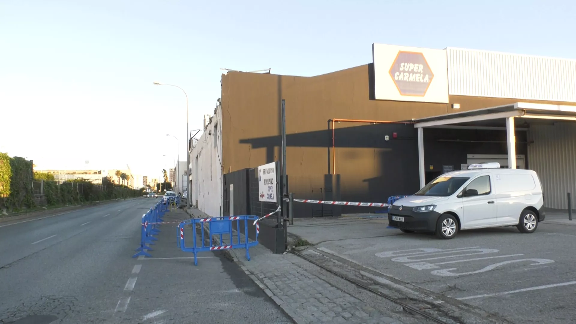 Las instalaciones de Súper Carmela se encuentran en la calle Gibraltar de la ciudad.