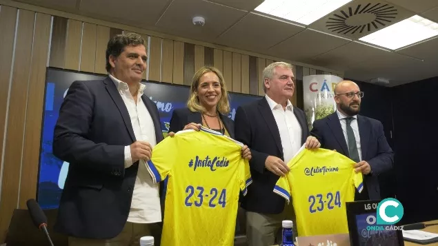 Los jugadores lucirán el patrocinio sobre los dorsales de sus camisetas 