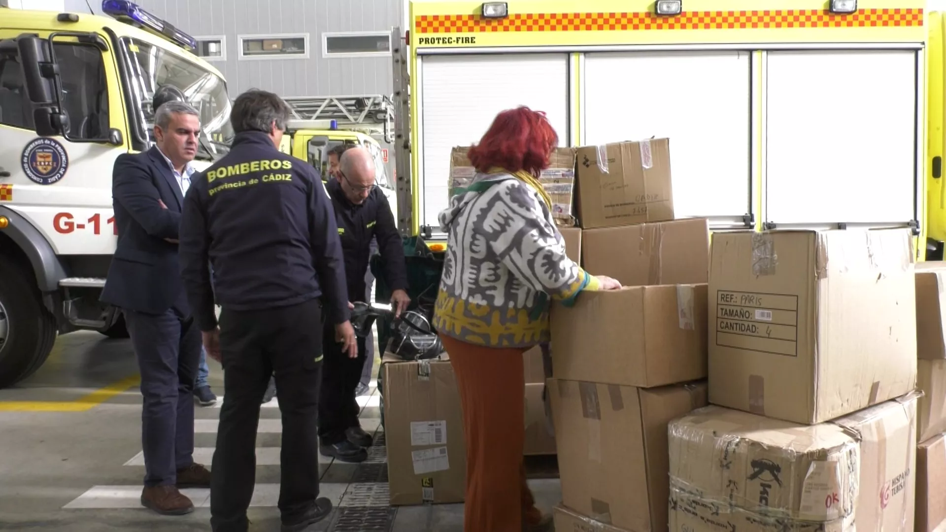 El Parque de Bomberos de Cádiz dona material de protección para los agentes de extinción de incendios de Iguazú