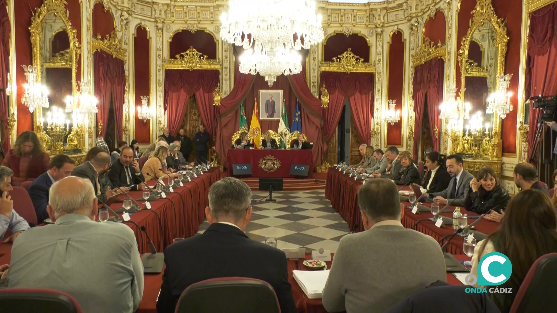 Pleno extraordinario de Diputación de Cádiz
