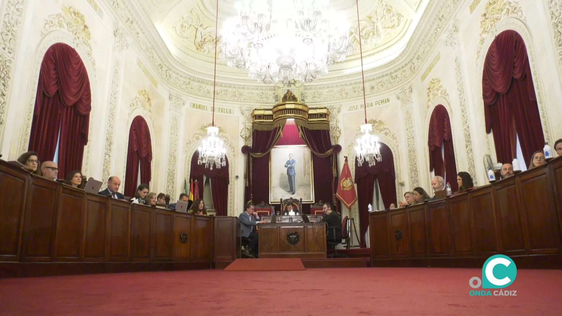 Sesión plenaria del Ayuntamiento de Cádiz. 