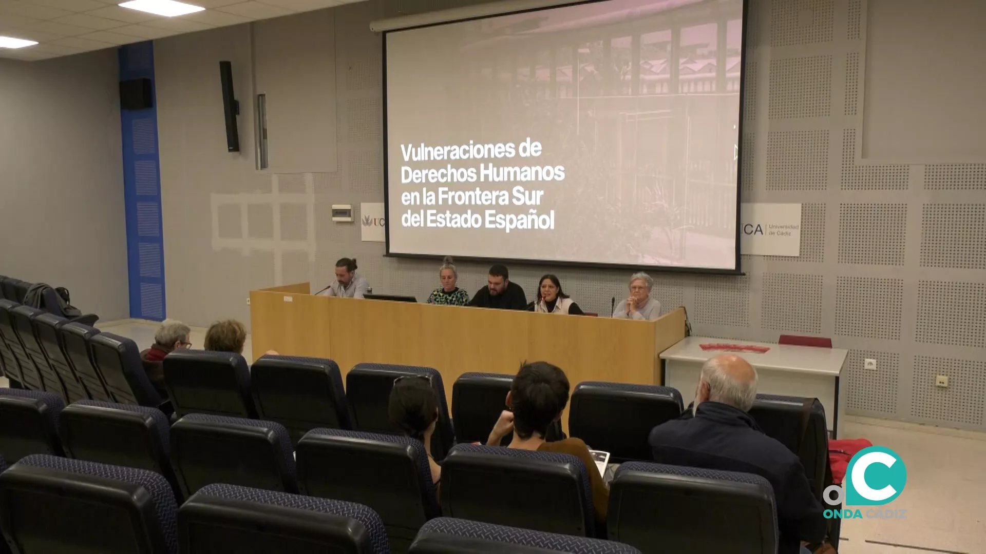 Imagen de la presentación del Informe Frontera Sur 'Vulneración de derechos humanos en la Frontera Sur del Estado español 2021-2022. Racismo institucional, fronteras y política migratoria'