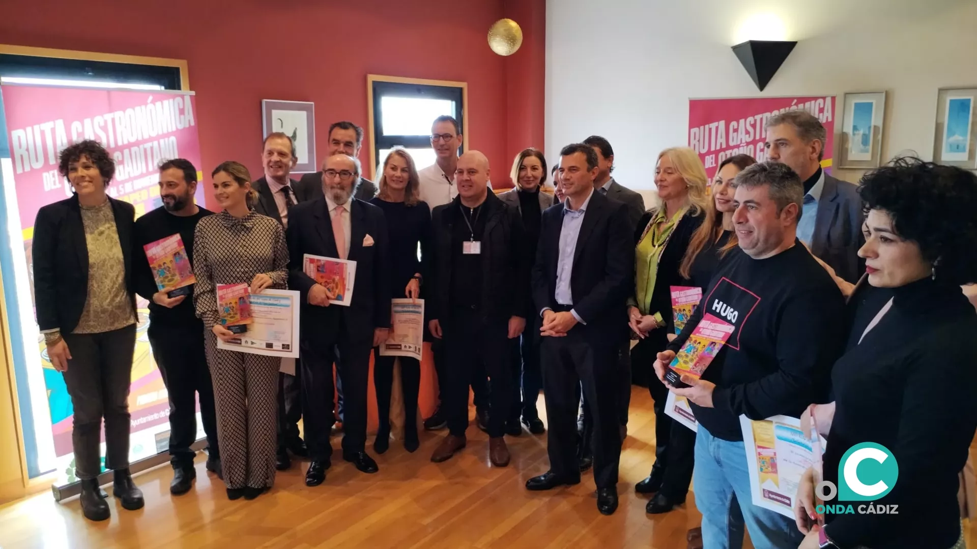 Foto de familia de la XXII Ruta del Tapeo Reconocimientos de la Ruta del Tapeo