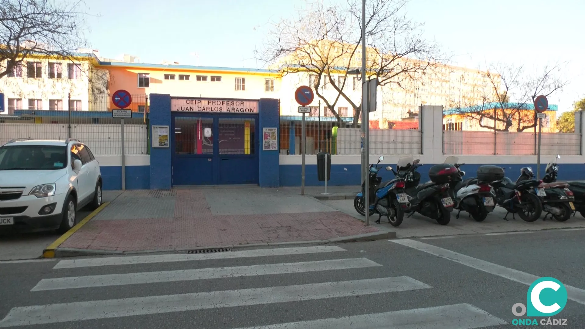 El colegio "Profesor Juan Carlos Aragón" cuenta con 110 alumnos. 