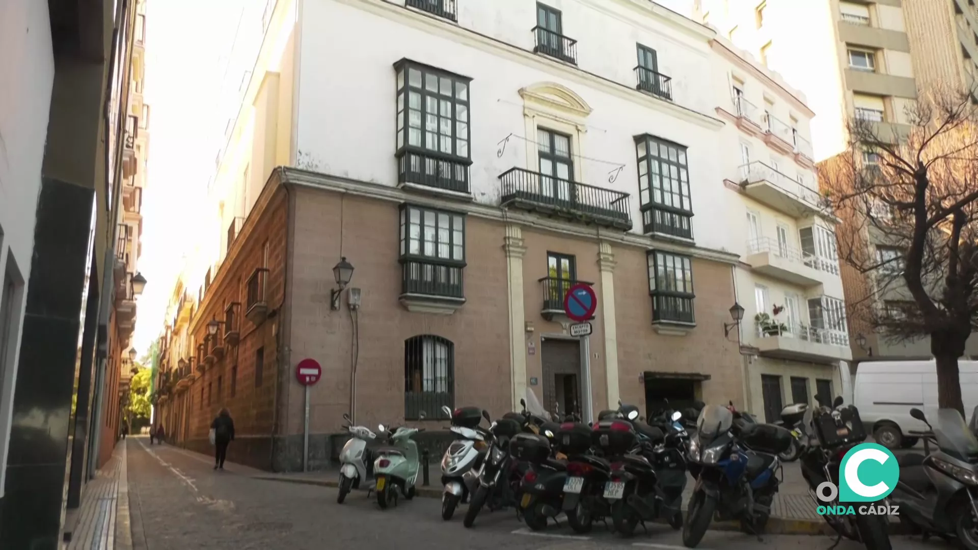 Espacio de la Alameda donde irá ubicado el nuevo hotel de cinco estrellas en Cádiz