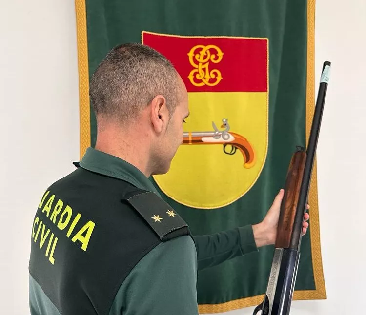 Campaña de prevención de la Guardia Civil para evitar la sustracción de armas.