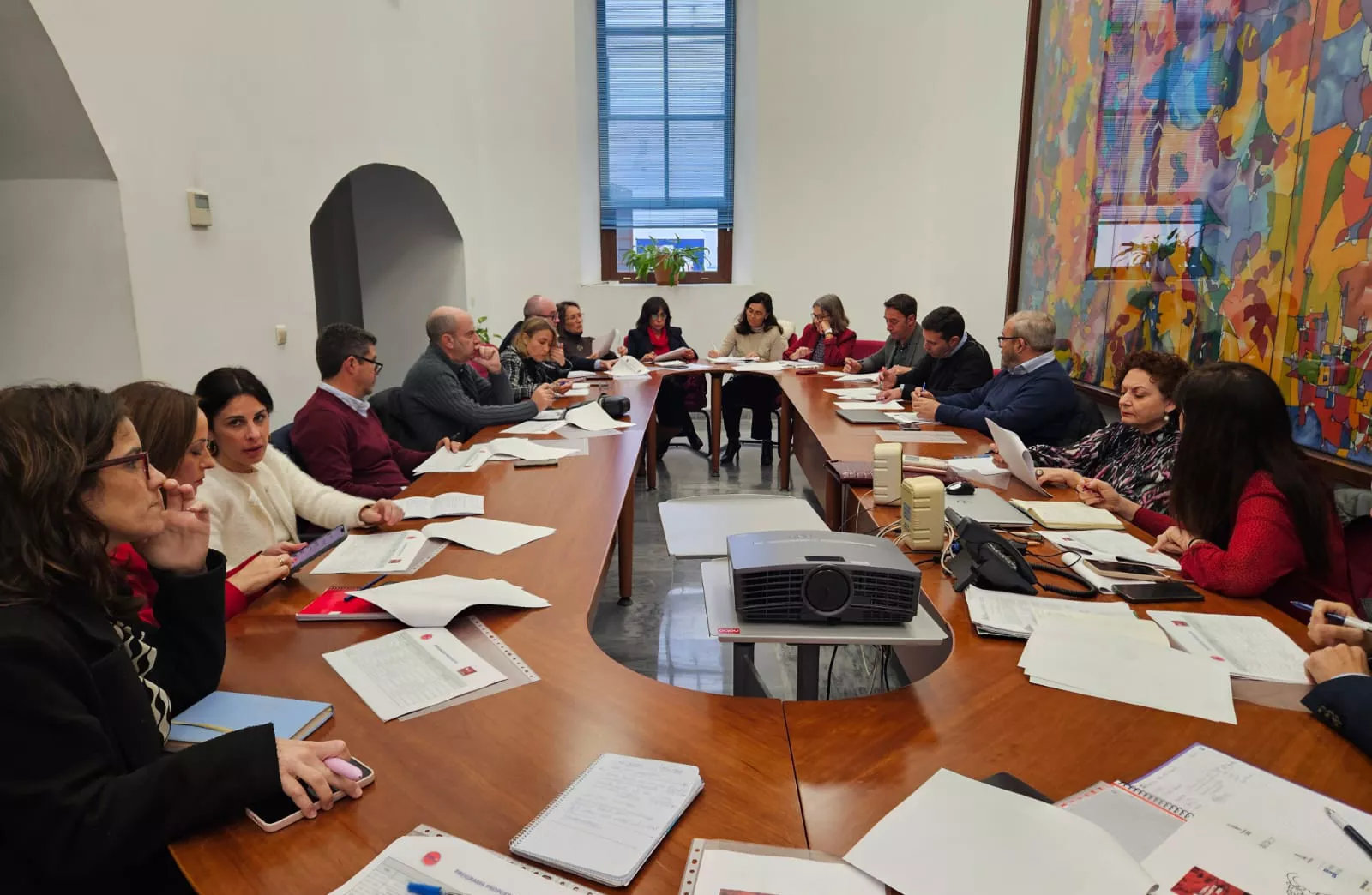 Momento del encuentro de trabajo en torno al Tour del Talento 2024.