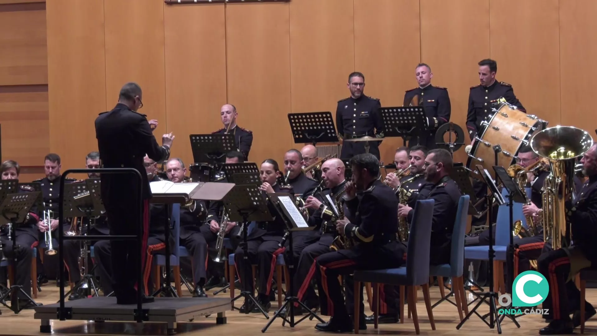 Un momento del concierto de la Unidad de Música del Tercio del Sur en el Palacio del Congresos de Cádiz